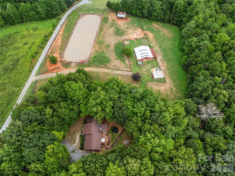 160 Palomino Trail, Mount Holly, NC - 3 beds, 2 baths, 1,811 sqft - $675,000