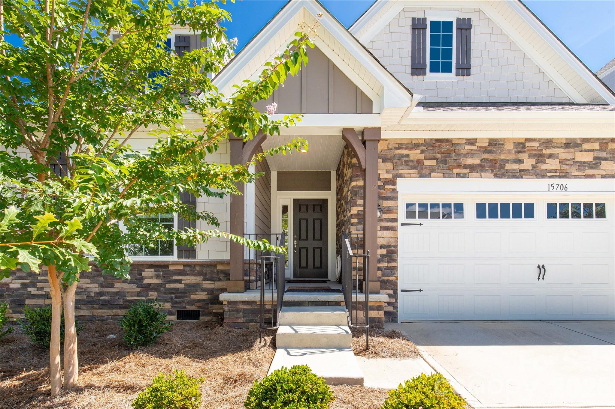 15706 Aviary Orchard Way, Charlotte, NC. property listing photo