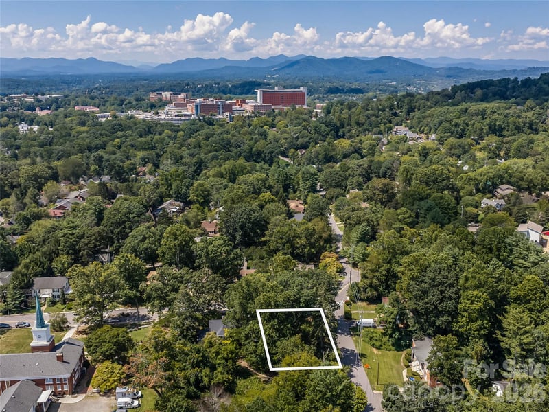 145 Kenilworth Road, Asheville, NC -  - $250,000