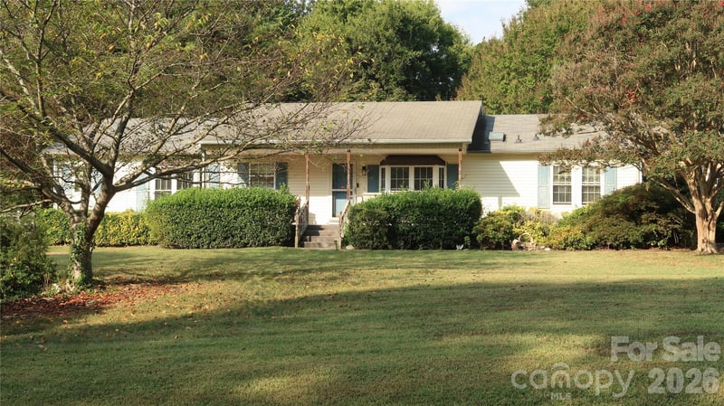 114 Tamer Road, Mooresville, NC - 3 beds, 2 baths, 1,820 sqft - $425,000