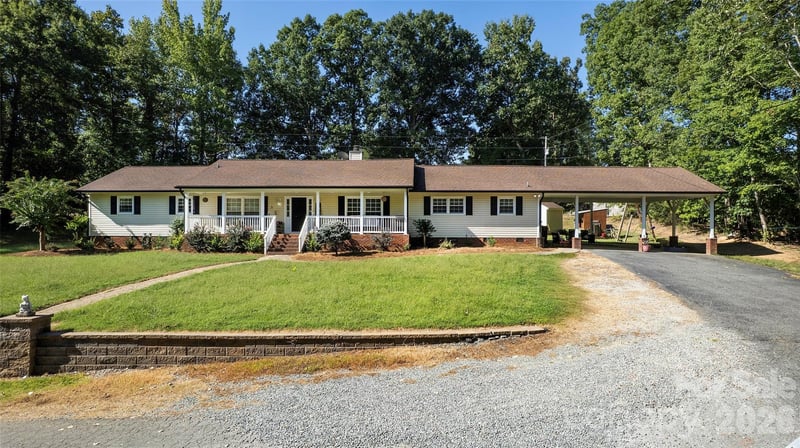 717 Pilgrim Forest Drive, Monroe, NC - 4 beds, 2.5 baths, 2,900 sqft - $690,000