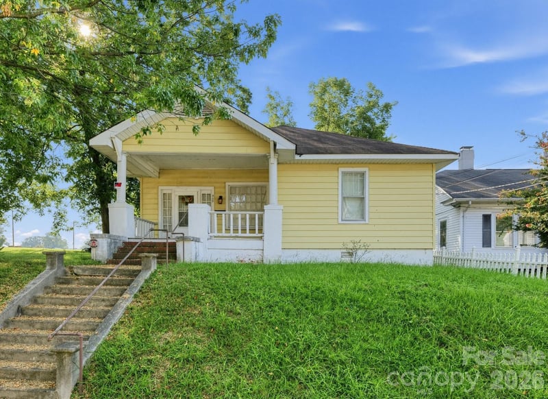 515 S Church Street, Salisbury, NC - 2 beds, 1 bath, 1,026 sqft - $129,900