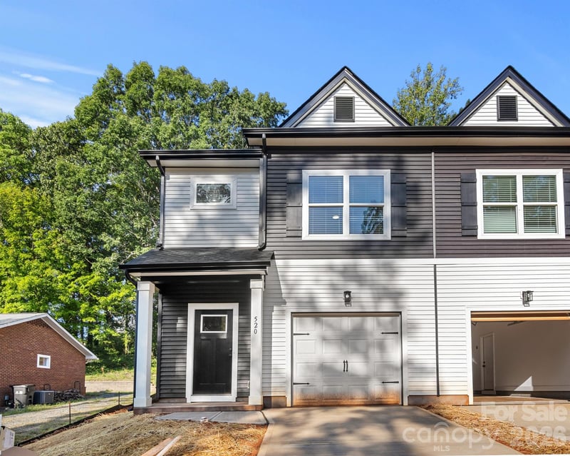 520 Carolyn Lane, Charlotte, NC - 3 beds, 2.5 baths, 1,351 sqft - $299,900