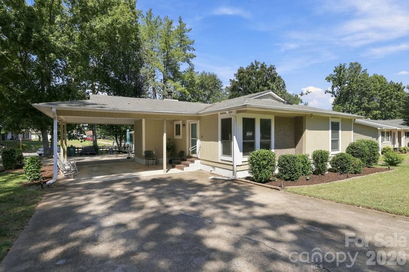 1619 Rhyne Carter Road, Gastonia, NC - 3 beds, 2 baths, 1,308 sqft - $269,900