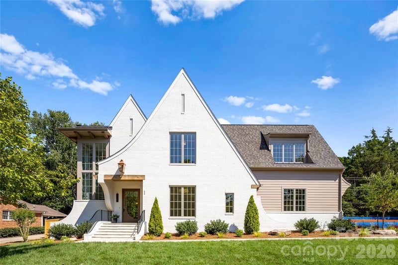 236 Wingrave Drive, Charlotte, NC - 5 beds, 5 baths, 5,211 sqft - $3,350,000