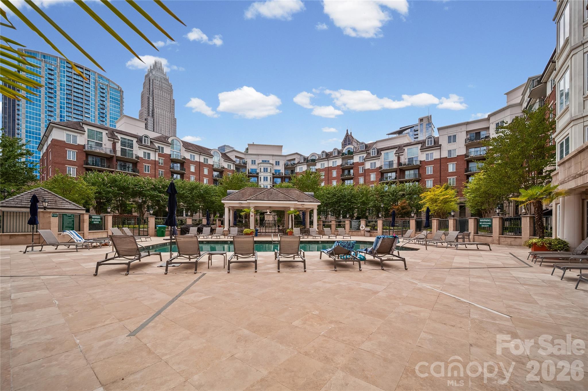 300 W 5th St Apt 228, Charlotte, NC 28202. property listing photo