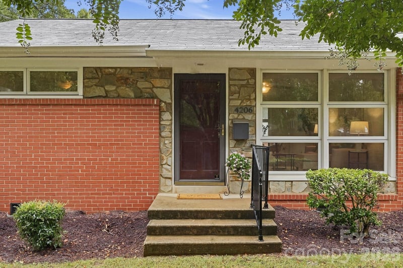4206 Randolph Road, Charlotte, NC - 1 bed, 1 bath, 675 sqft - $199,999