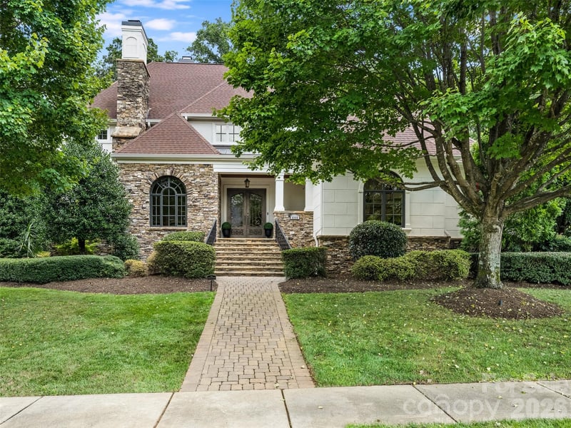 6323 Saint Stephen Lane, Charlotte, NC - 5 beds, 6 baths, 7,902 sqft - $3,450,000