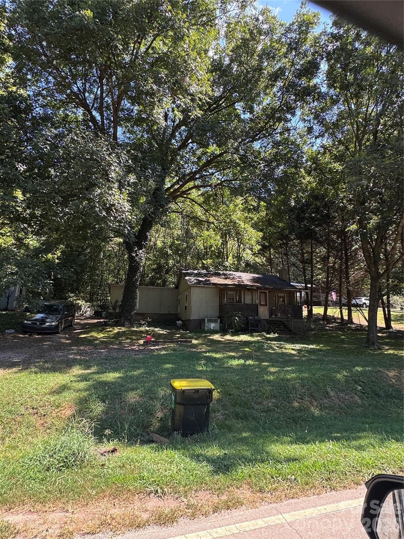 322 Green Chapman Road, Gastonia, NC - 2 beds, 1 bath, 1,040 sqft - $75,000