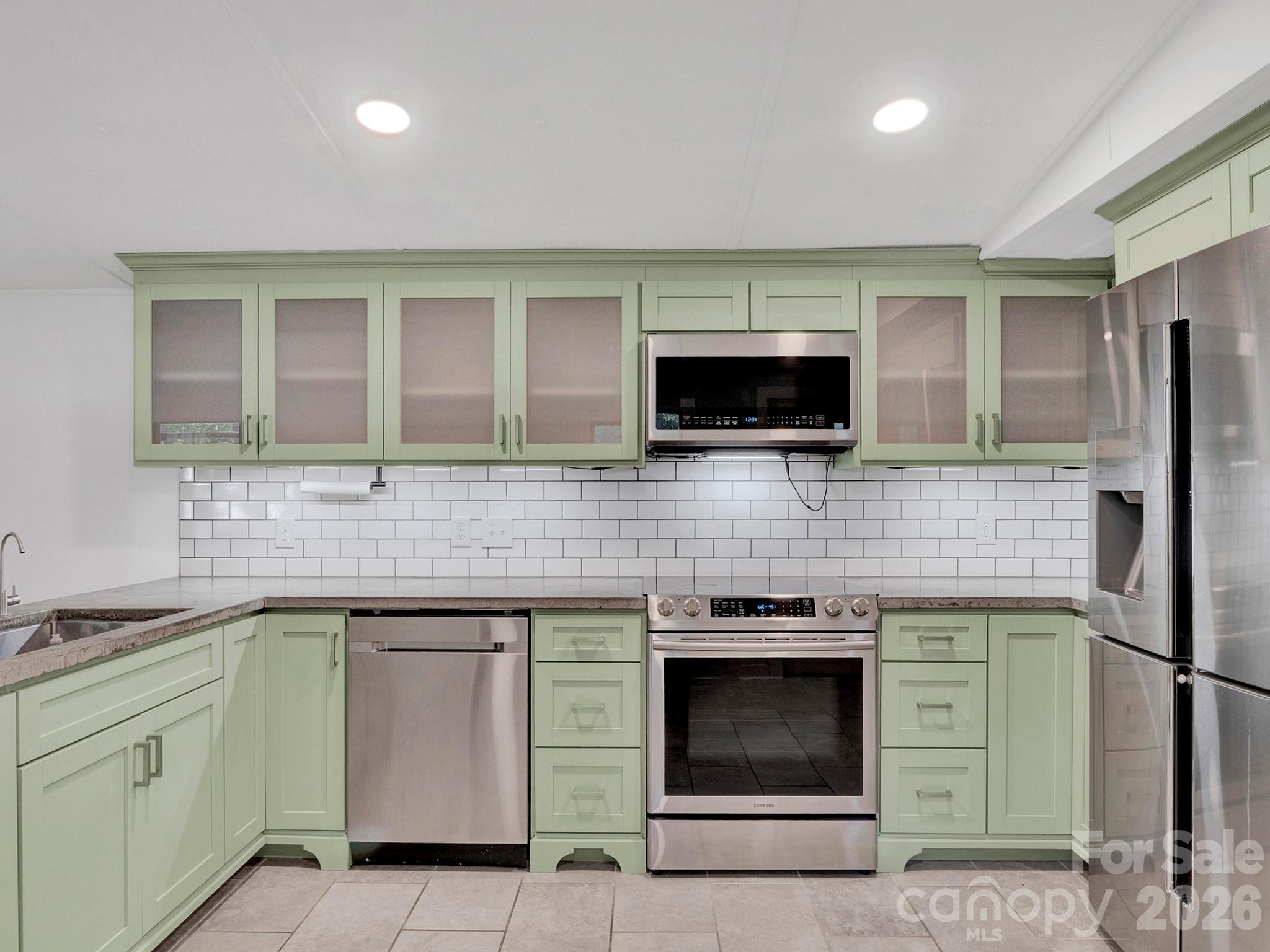 6303 Griffin Rd, Lancaster, SC 29720. property listing photo