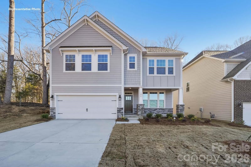 6414 Cherrybark Oak Lane, Huntersville, NC - 4 beds, 2.5 baths, 2,420 sqft - $539,000