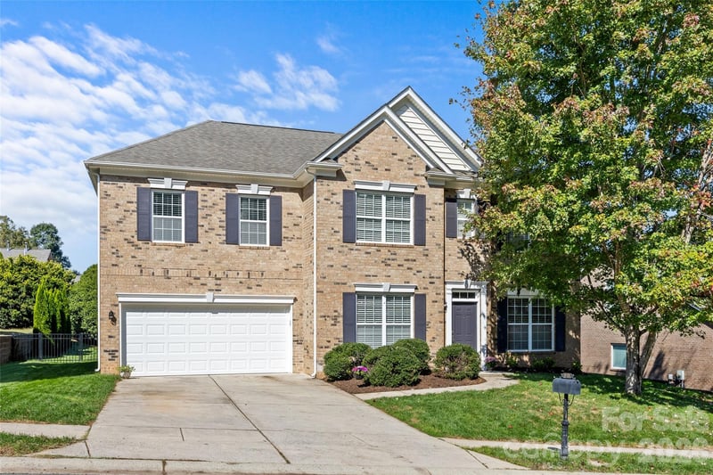7917 Sardis Creek Lane, Charlotte, NC - 5 beds, 3 baths, 3,165 sqft - $725,000