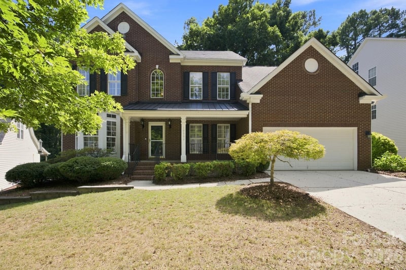 10309 Elven Lane, Charlotte, NC - 4 beds, 2.5 baths, 3,284 sqft - $550,000