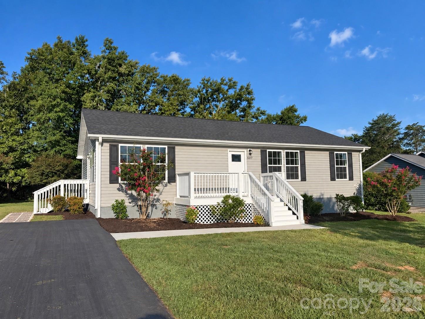 5217 Canterbury Drive, Conover, NC. property listing photo