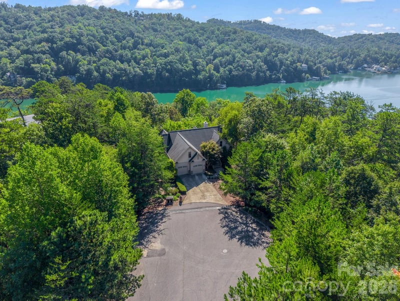 224 Highland Heights, Lake Lure, NC - 5 beds, 3.5 baths, 3,465 sqft - $899,000