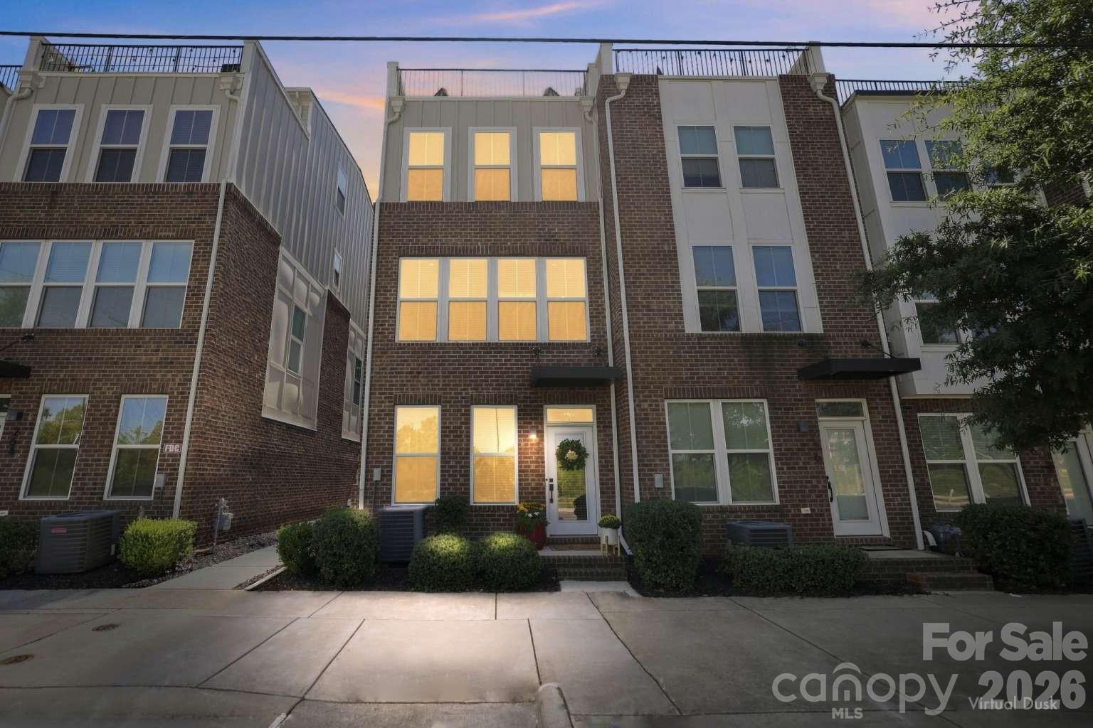 260 Parkwood Ave, Charlotte, NC 28206. property listing photo