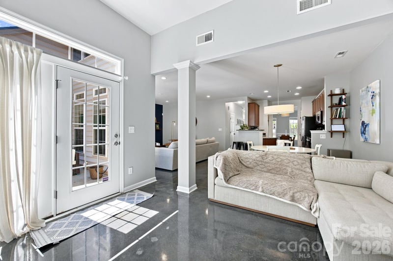 2335 Whitford Lane, Charlotte, NC - 3 beds, 2.5 baths, 1,975 sqft - $440,000