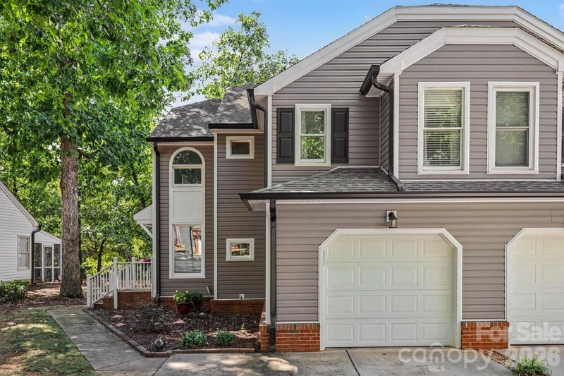 8609 Fox Chase Lane, Charlotte, NC - 2 beds, 2.5 baths, 1,304 sqft - $267,900