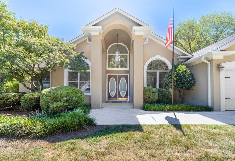 20127 Chapel Point Lane, Cornelius, NC - 4 beds, 2.5 baths, 2,281 sqft - $699,000