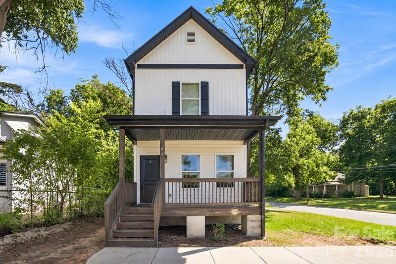 103 Pleasant Hill Street, Lancaster, SC - 3 beds, 2.5 baths, 1,092 sqft - $212,000
