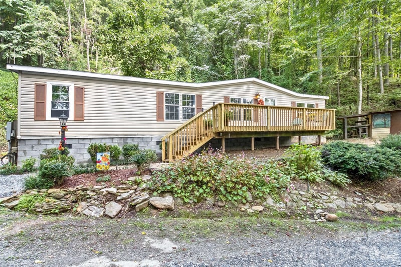 13 Cattail Drive, Sylva, NC - 3 beds, 2 baths, 1,512 sqft - $275,000
