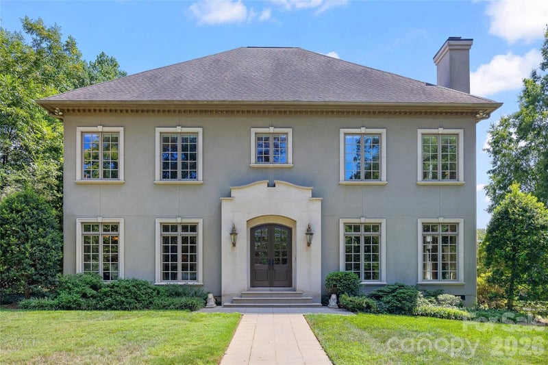 925 Harvard Place, Charlotte, NC - 4 beds, 4.5 baths, 5,551 sqft - $3,250,000