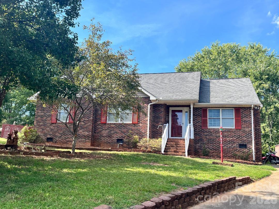 983 Farmington Court, Concord, NC. property listing photo