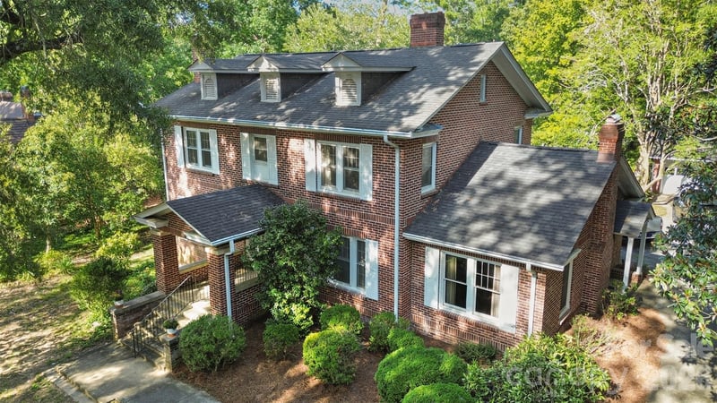 413 S Elm Street, Marshville, NC - 4 beds, 3 baths, 3,587 sqft - $495,000