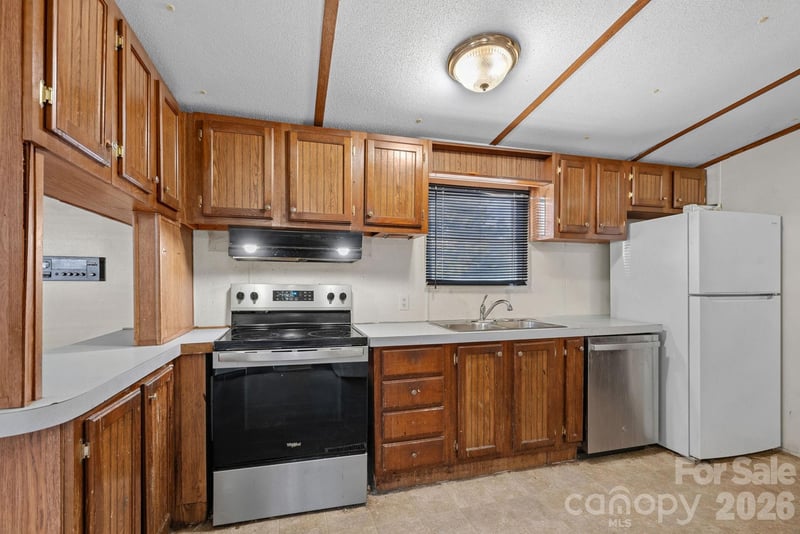 1029 Cy Circle, Concord, NC - 3 beds, 2 baths, 1,062 sqft - $149,900