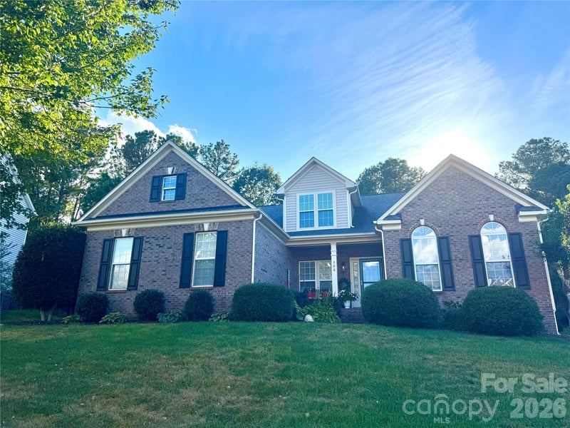 306 Drake Park Avenue, Fort Mill, SC - 4 beds, 3 baths, 2,225 sqft - $540,000