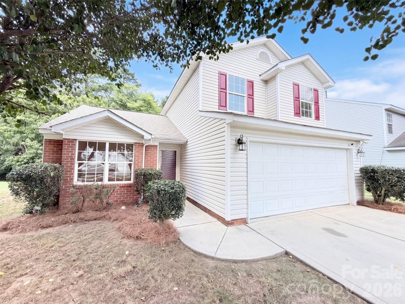 8616 Silver Falls Way, Charlotte, NC - 3 beds, 2.5 baths, 1,437 sqft - $335,000