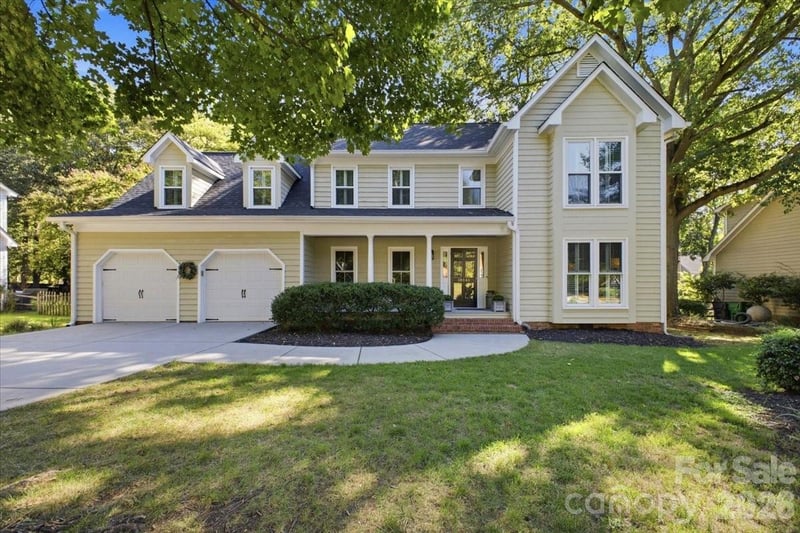 10141 Hanover Glen Road, Charlotte, NC - 4 beds, 2.5 baths, 2,732 sqft - $845,000
