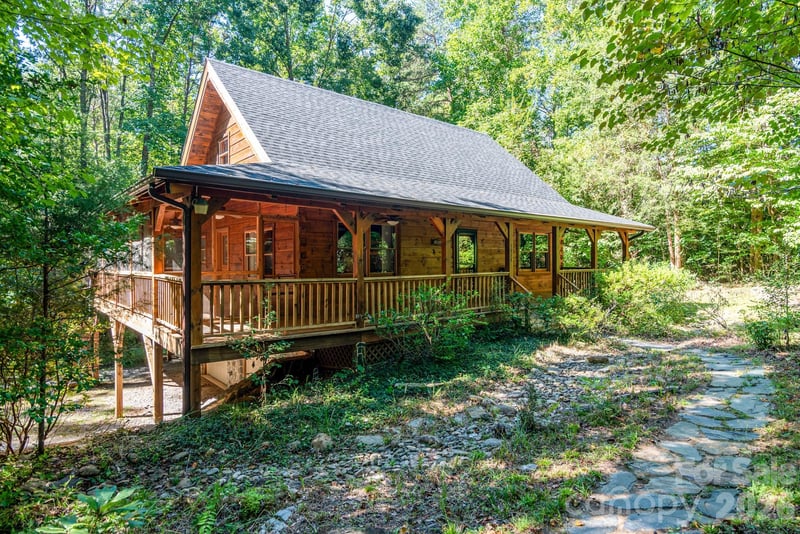 5338 Wilson Dale Way, Iron Station, NC - 2 beds, 2.5 baths, 1,535 sqft - $630,000