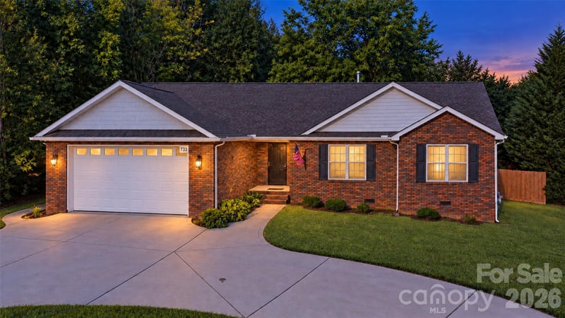 733 N Salisbury Avenue, Granite Quarry, NC - 3 beds, 2 baths, 1,528 sqft - $299,999