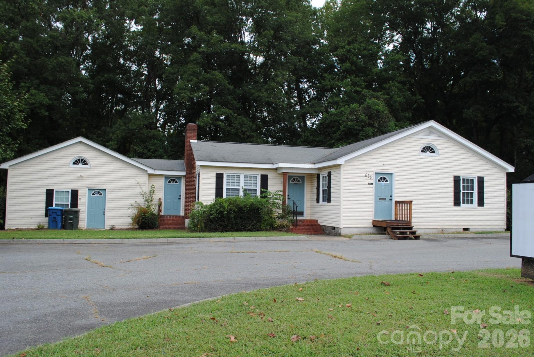 636 Statesville Blvd, Salisbury, NC 28144. property listing photo