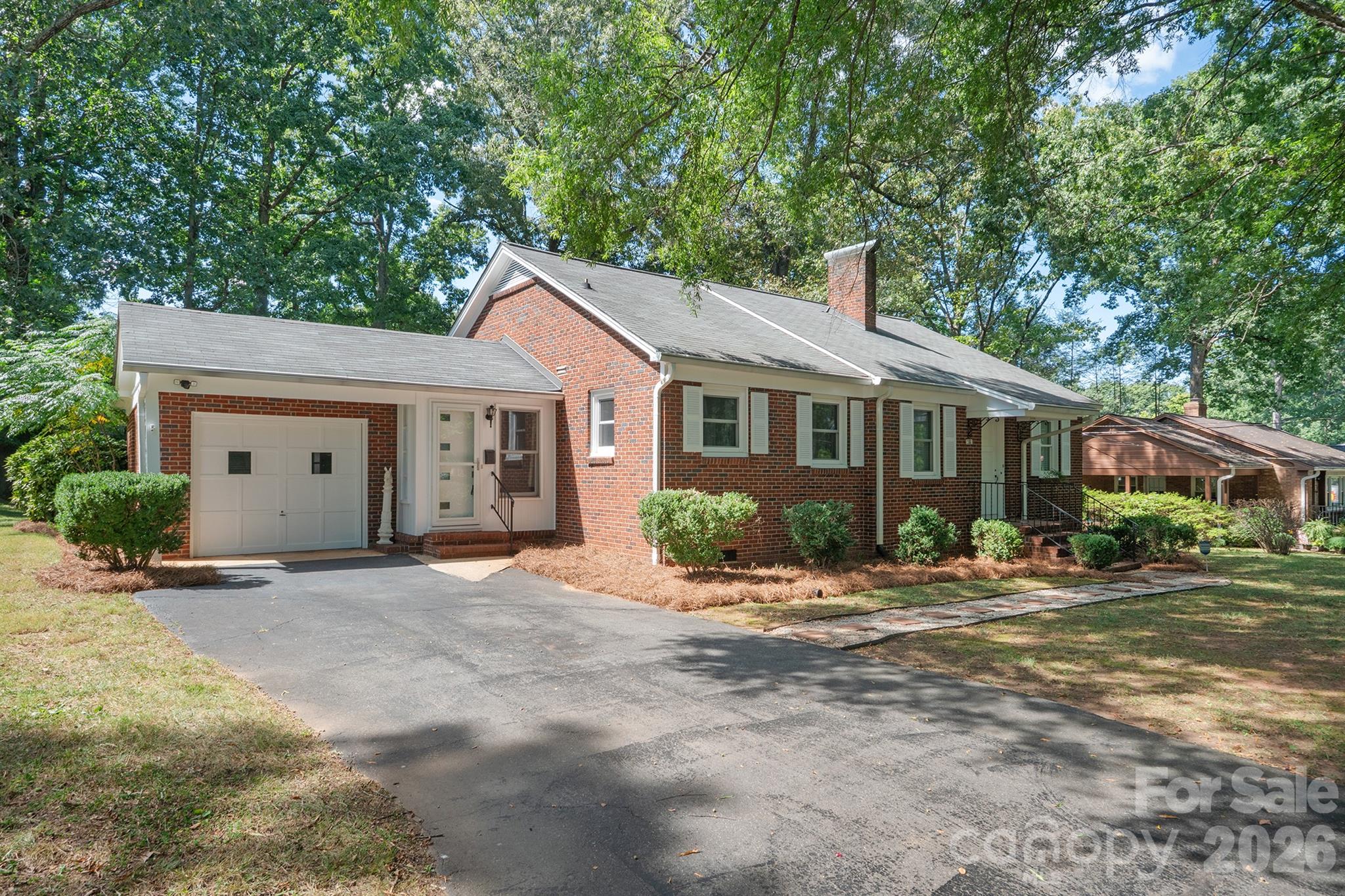 419 1st Avenue N, Conover, NC. property listing photo
