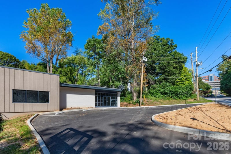 639 Biltmore Avenue, Asheville, NC -  - $12,773/mo