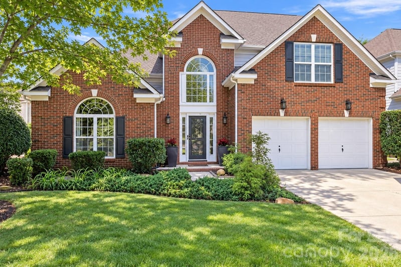 16215 Hollingbourne Road, Huntersville, NC - 4 beds, 2.5 baths, 2,422 sqft - $724,000