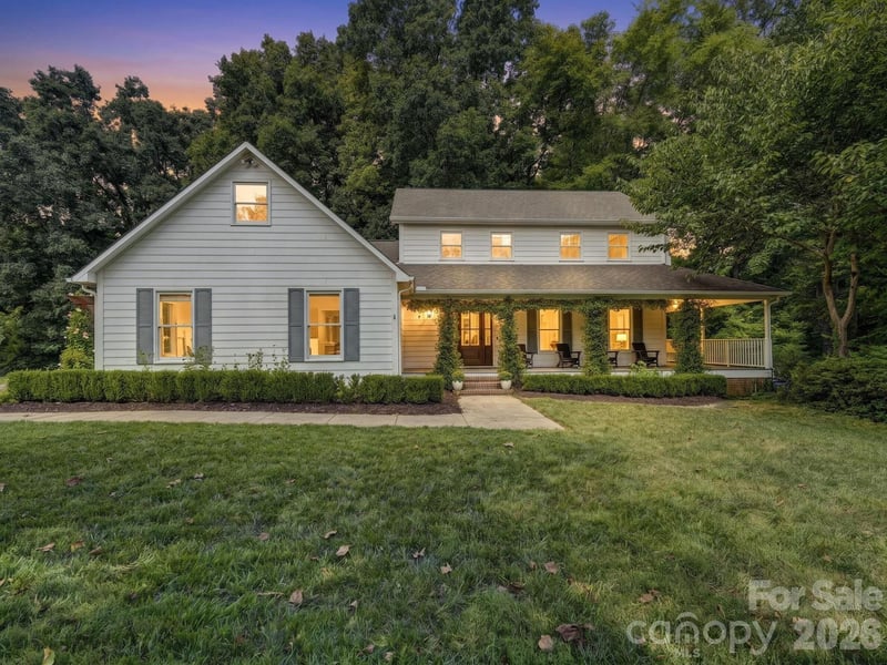 1179 Aspen Way, Concord, NC - 4 beds, 3.5 baths, 2,871 sqft - $574,900