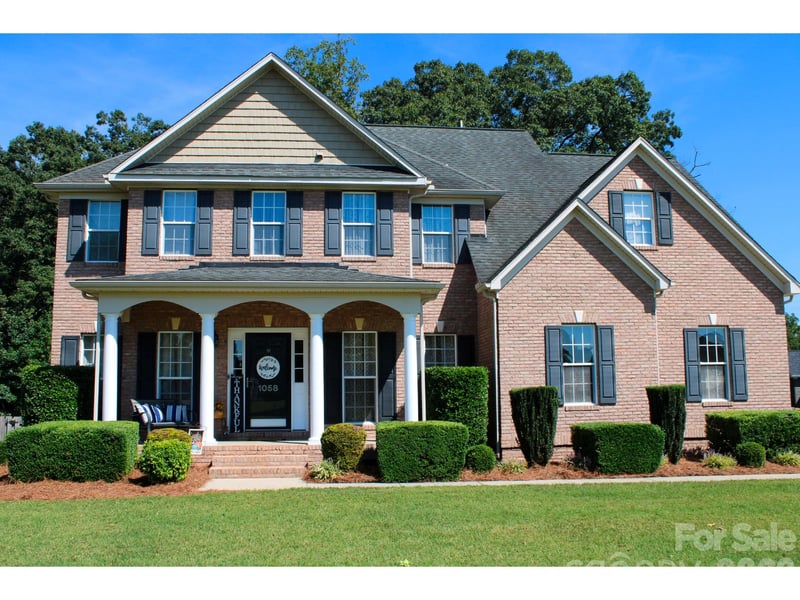 1058 N Lilac Lane, Salisbury, NC - 4 beds, 3 baths, 2,801 sqft - $538,900