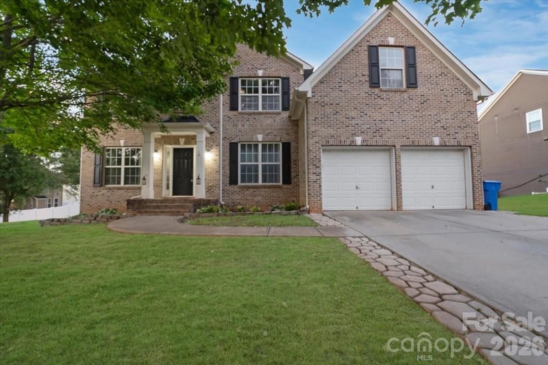 144 Steeplechase Avenue, Mooresville, NC - 5 beds, 4 baths, 4,732 sqft - $700,000