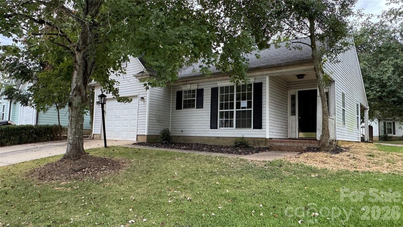 10121 Brawley Lane, Charlotte, NC - 3 beds, 2 baths, 1,172 sqft - $255,000