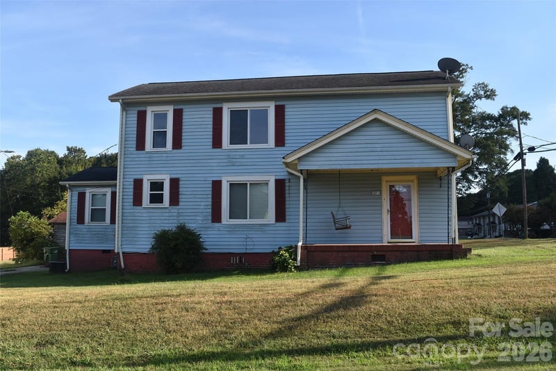 301 Highland Street, Mount Holly, NC - 4 beds, 3 baths, 1,732 sqft - $335,500