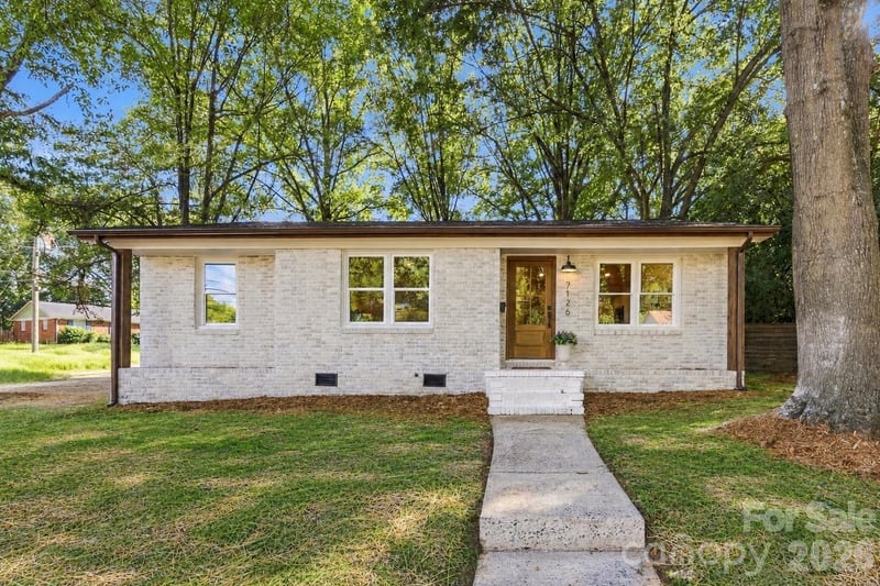 7126 Woodstream Drive, Charlotte, NC - 3 beds, 2 baths, 1,328 sqft - $600,000