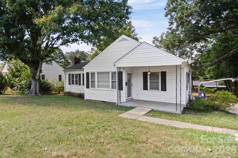 406 Sunset Drive, Stanley, NC - 2 beds, 1 bath, 1,102 sqft - $224,900
