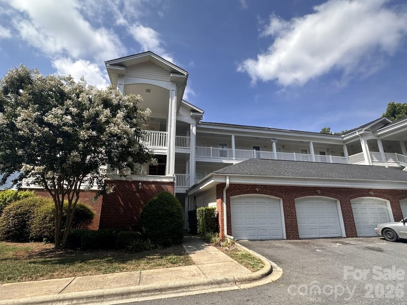 8745 Coralbell Lane, Charlotte, NC - 1 bed, 1.5 baths, 814 sqft - $152,000