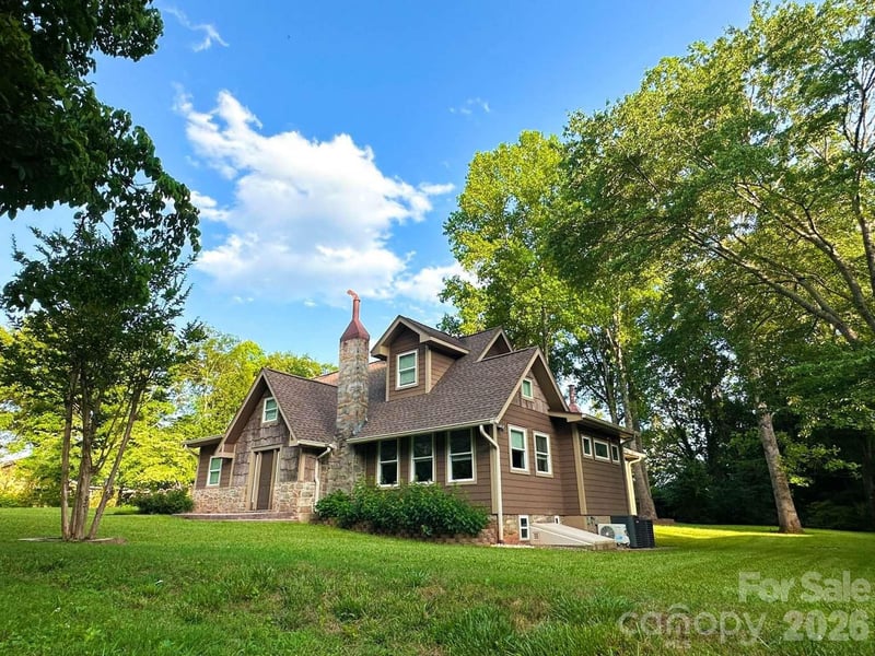 141 Carnegie Road, Rutherfordton, NC - 4 beds, 3 baths, 3,010 sqft - $599,999