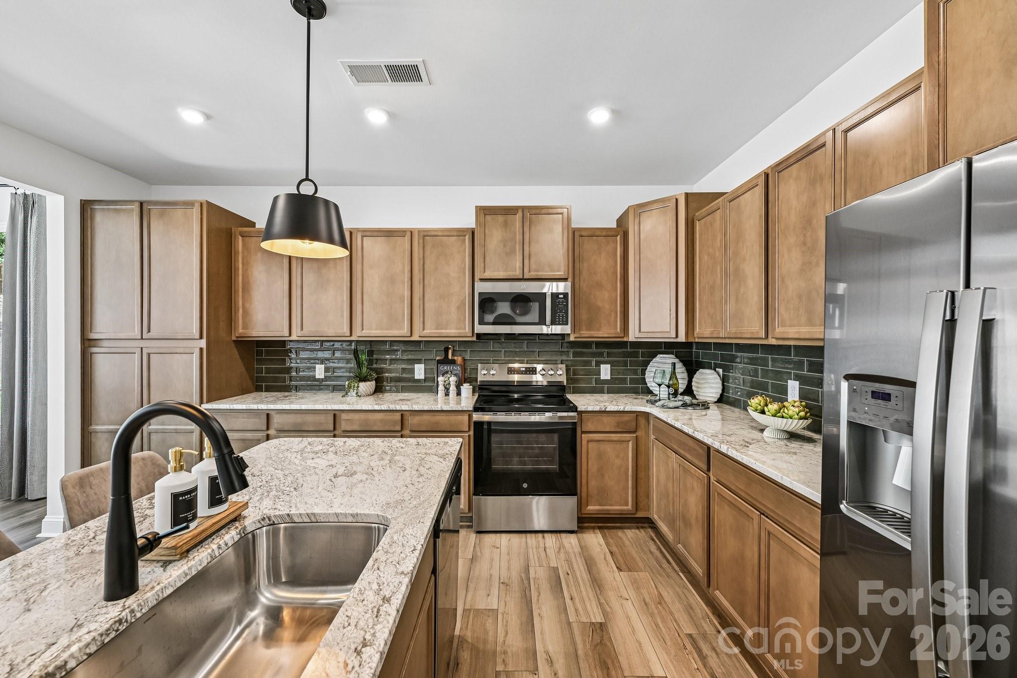 7551 Ethora Way, Charlotte, NC. property listing photo