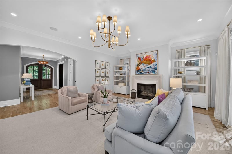 6006 Old Providence Lane, Charlotte, NC - 5 beds, 6 baths, 5,194 sqft - $2,099,000