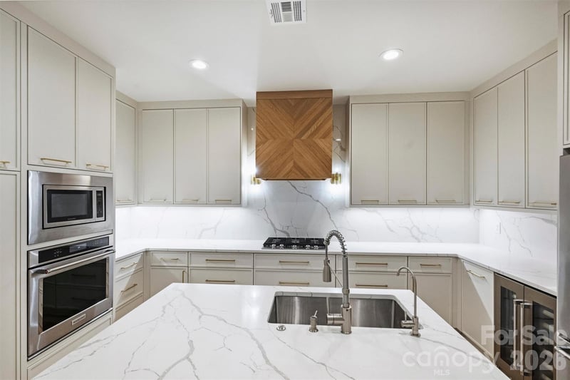 574 N Church Street, Charlotte, NC - 3 beds, 2 baths, 2,062 sqft - $840,000